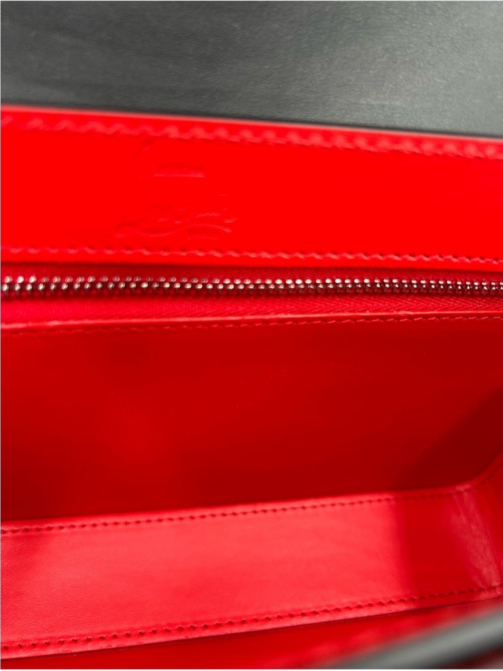 Women’s Christian Louboutin LOUBI 54 patent leather Crossbody bag made in Italy - Picture 10 of 15